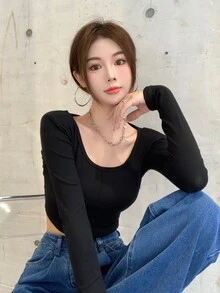 素色U型領短款T恤 - 黑色 - 查看 2