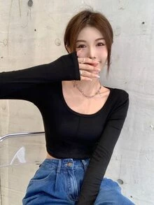 素色U型領短款T恤 - 黑色 - 查看 4