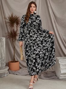 Mulvari Vestido con estampado floral de cuello alto ribete fruncido bajo con fruncido - Blanco y Negro - Ver 6