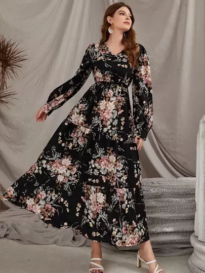 Modelyn 花卉印花荷叶边下摆端庄长袖连衣裙