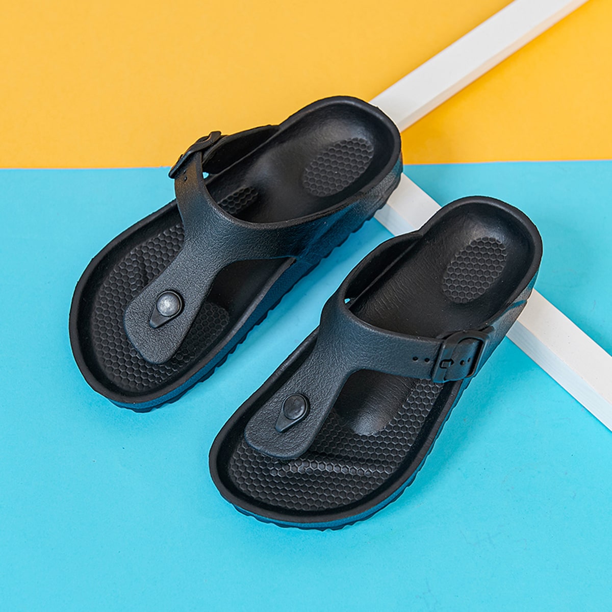 Детские вьетнамки с пряжкой