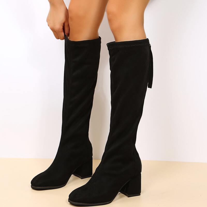 

Zip Back Classic Boots, Black