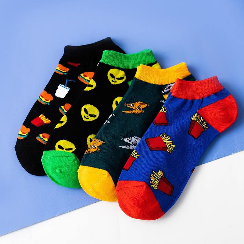 

Guys 4pairs Cartoon Print Ankle Socks, Multicolor