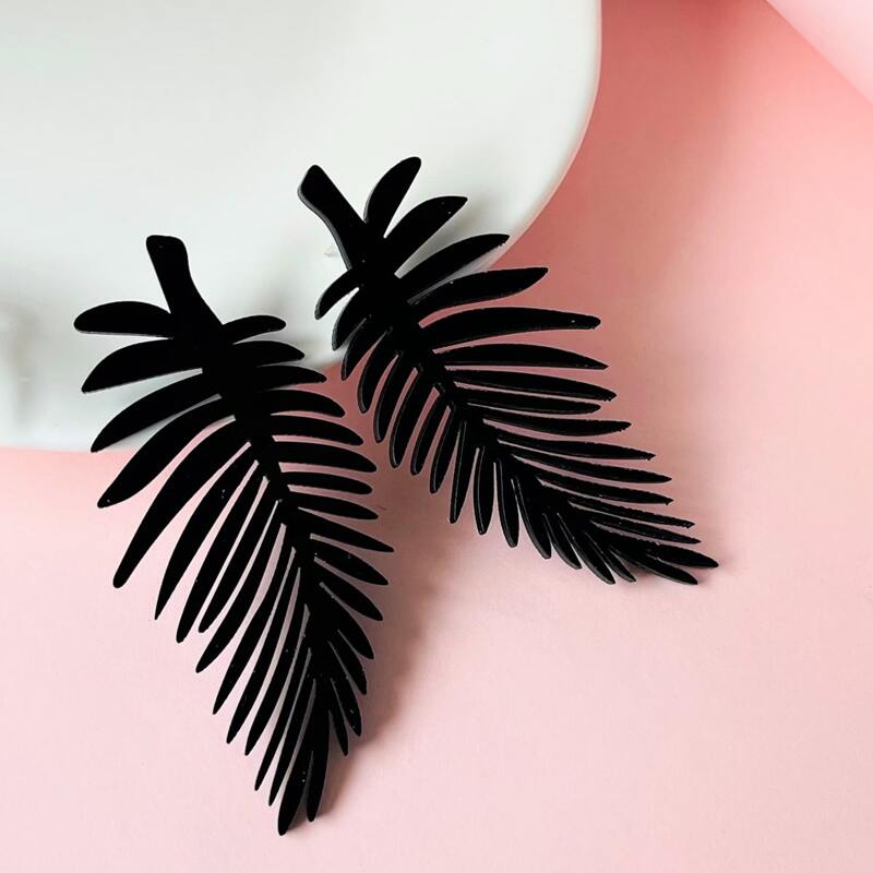 

Leaf Stud Earrings, Black