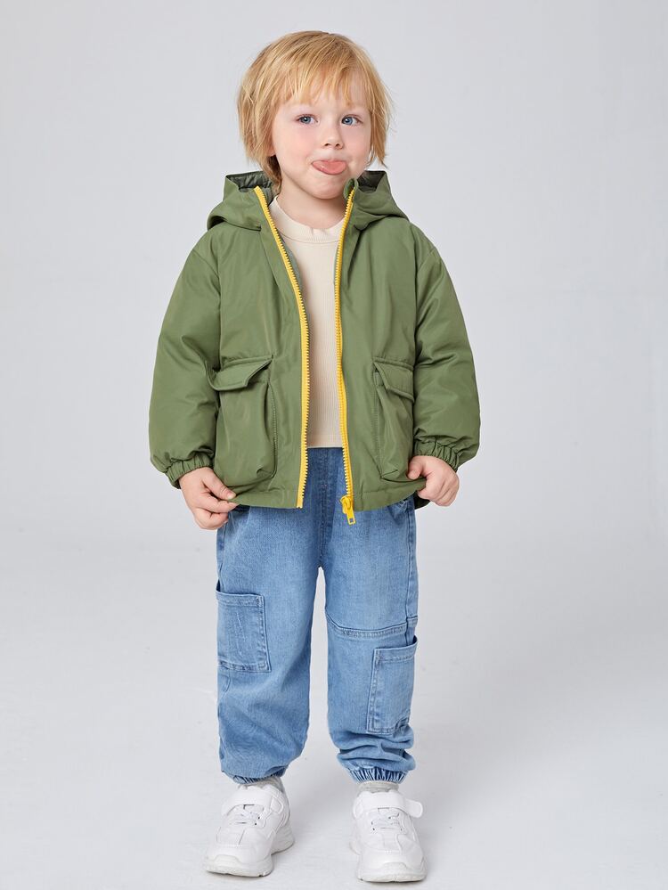 SHEIN Ocieplany płaszcz z kapturem i kieszeniami dla chłopca, zapinany na zamek - Oliwkowy zielony - Zobacz 4