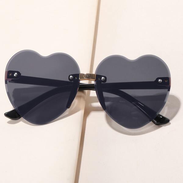 

Kids Heart Design Sunglasses, Grey