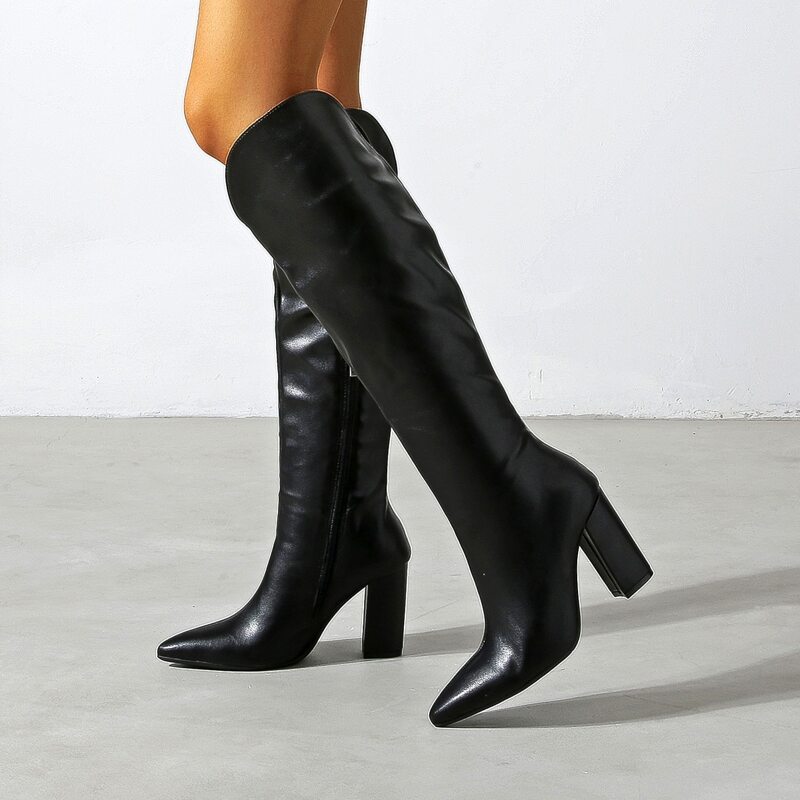

Minimalist High Heeled Knee Boots, Black