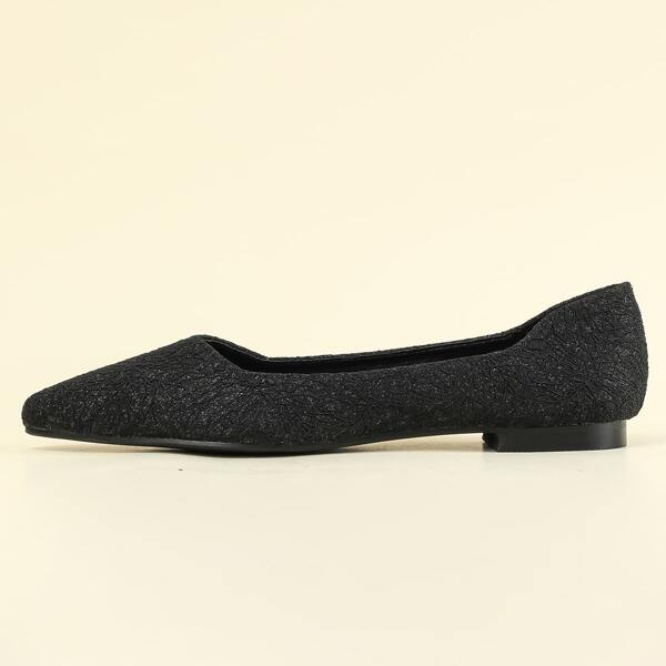 

Minimalist Textured Ballet Flats, Black