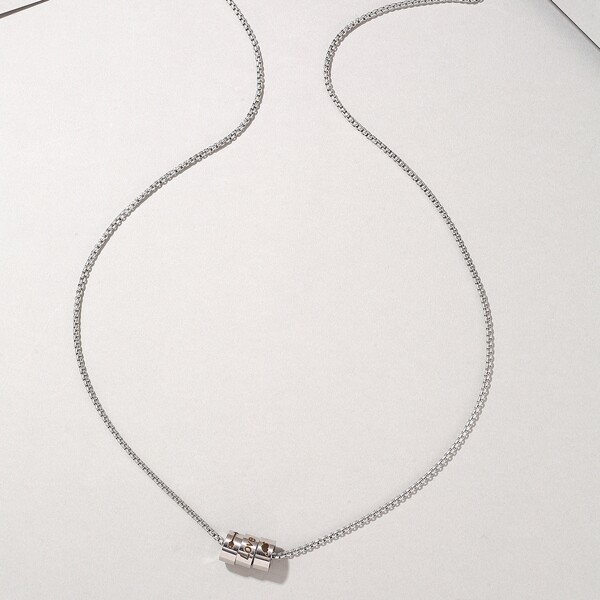 

Men Letter Graphic Charm Necklace, Silver
