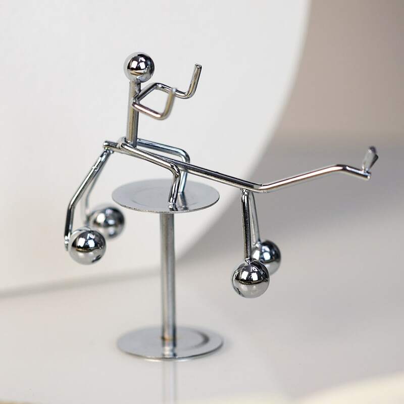 

1pc Figure Graphic Art Decoration, Silver