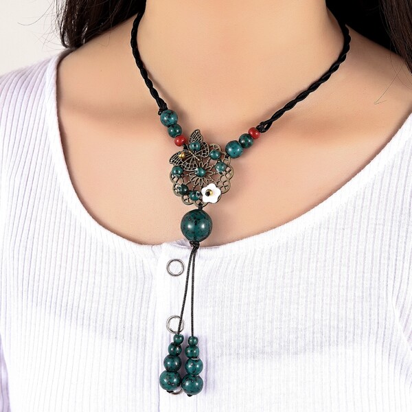 

Flower & Butterfly Decor Necklace, Multicolor
