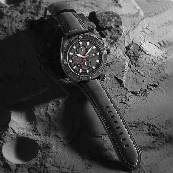 

Men Triple Dial Round Pointer Quartz Watch