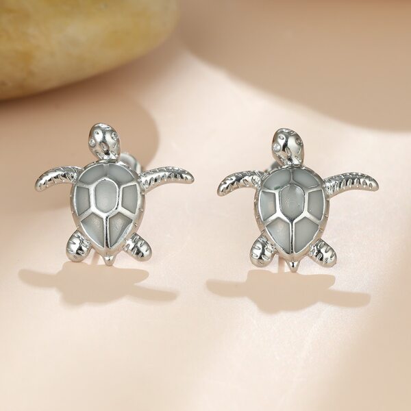 

18K Gold Plated Tortoise Decor Stud Earrings, Grey