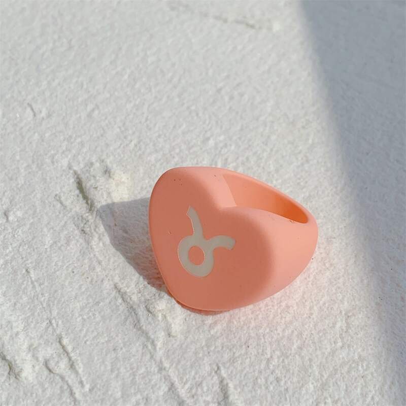 

Constellation Graphic Heart Decor Ring, Pink