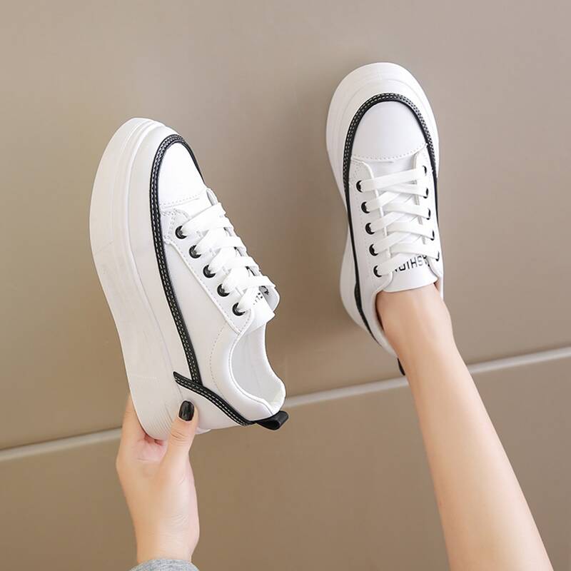 

Lace Up Front Canvas Shoes, Black and white