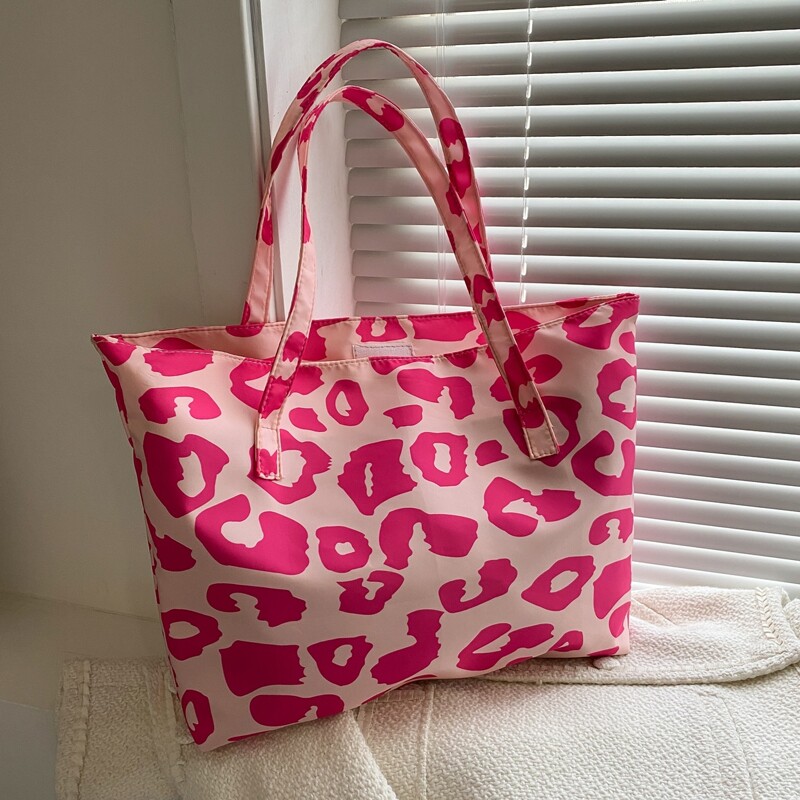 

Leopard Graphic Tote Bag, Pink