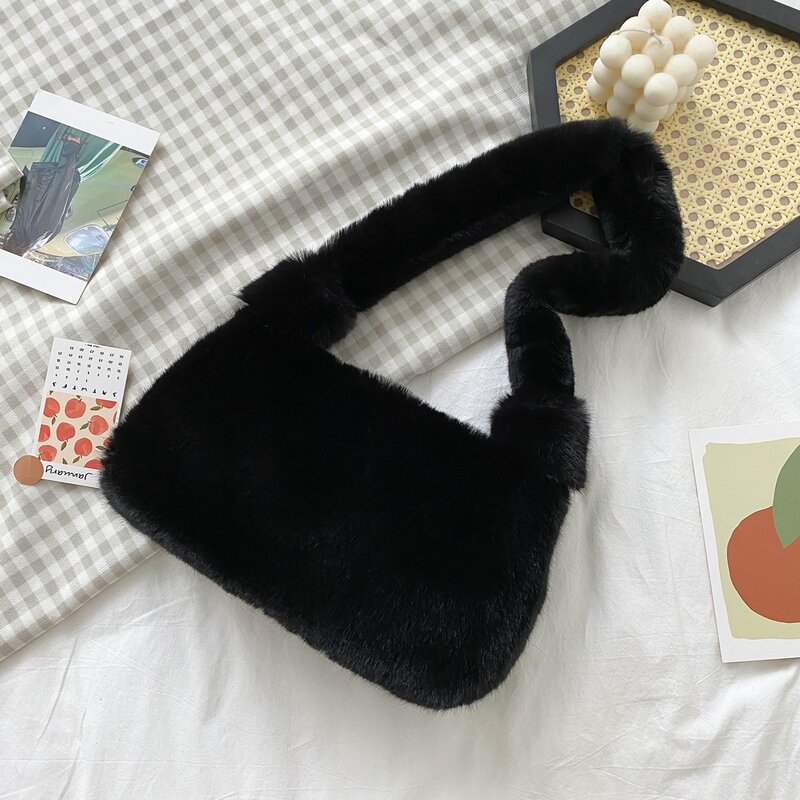 

Fluffy Shoulder Bag, Black