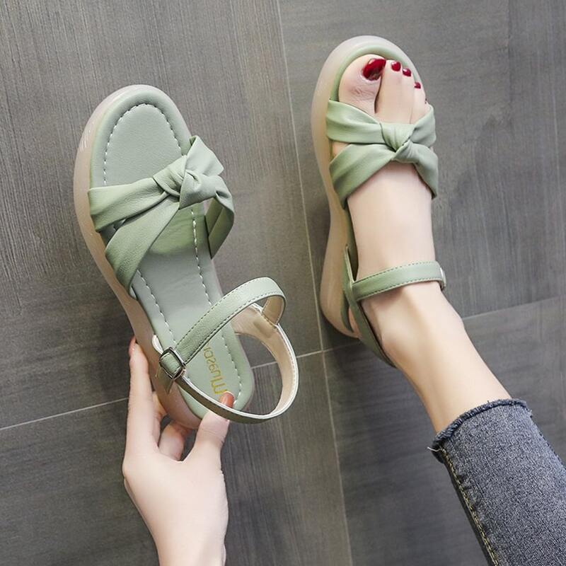 

Minimalist Strappy Flat Sandals, Green