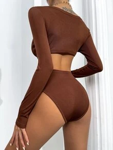 Body fruncido con abertura con botón - Café integral - Ver 2