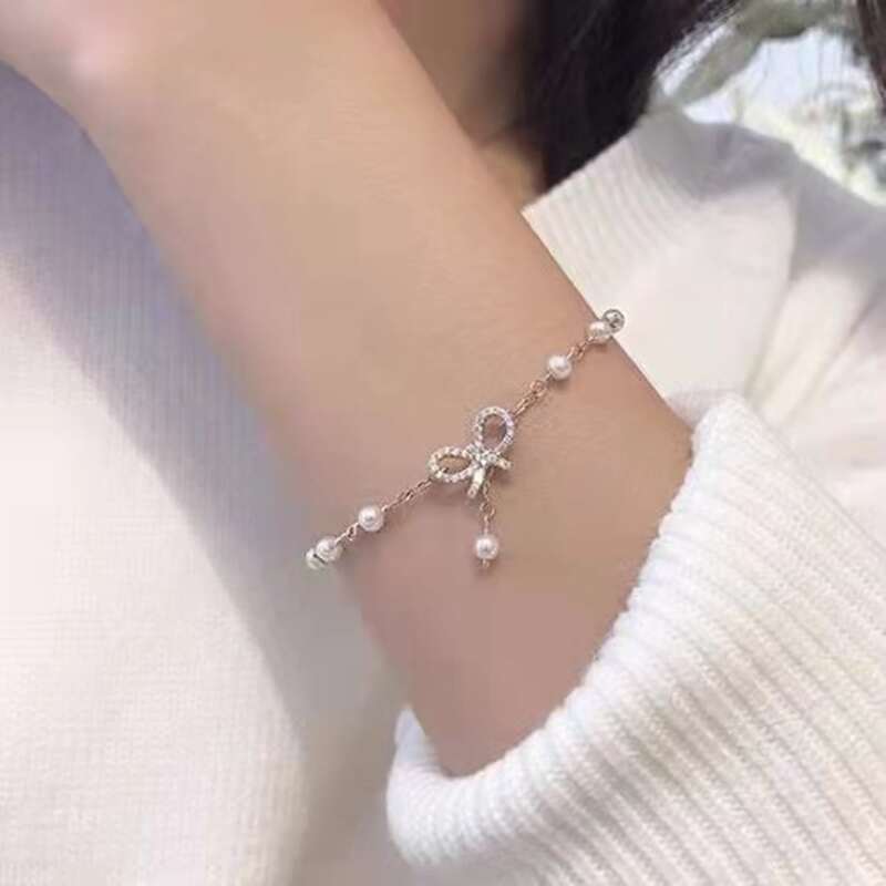 

Bow Decor Bracelet, Silver