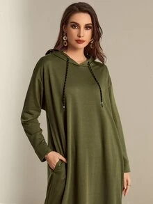 Mulvari 落肩袖隱藏口袋抽繩連帽洋裝 - 墨綠色 - 查看 4