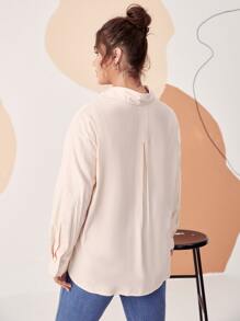 SHEIN EZwear Plus Vertical Stripe Patched Pocket Drop Shoulder Shirt - Beige - View 2