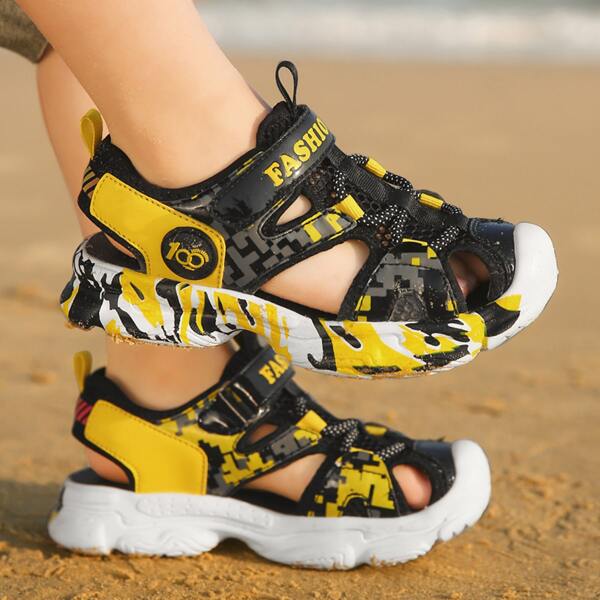 

Boys Letter Graphic Colorblock Sport Sandals, Multicolor