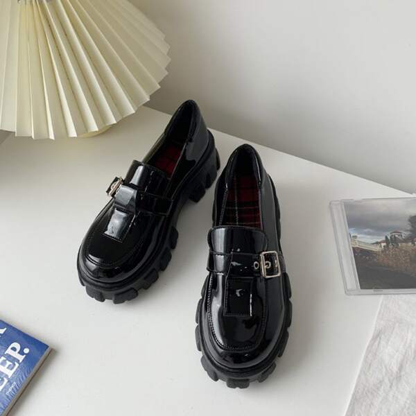 

Buckle Decor Platform Loafers, Black