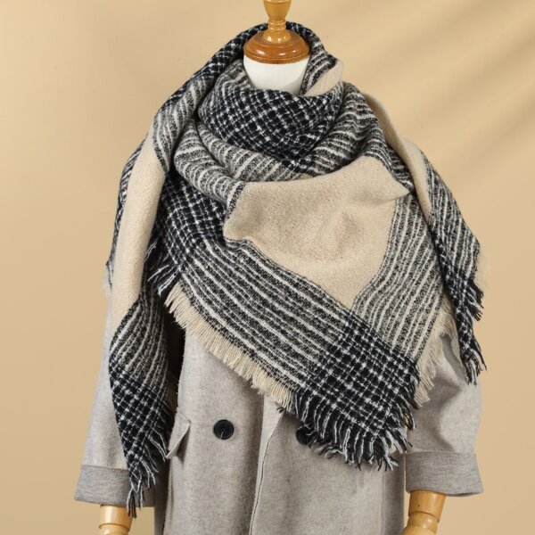

Plaid Print Scarf, Multicolor