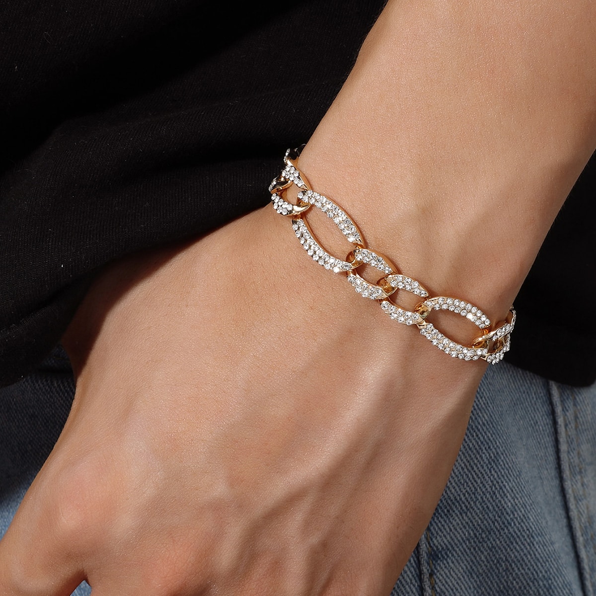 Мужской браслет-цепочка со стразами