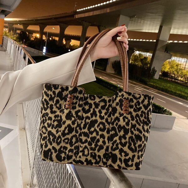 

Leopard Pattern Shoulder Tote Bag, Multicolor