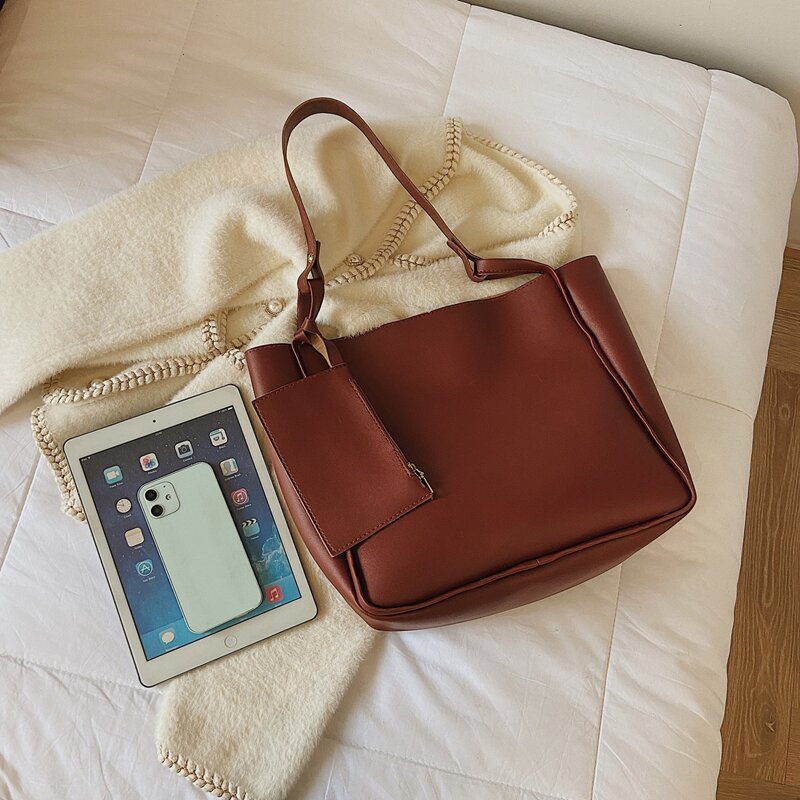 

Minimalist Shoulder Bag, Brown