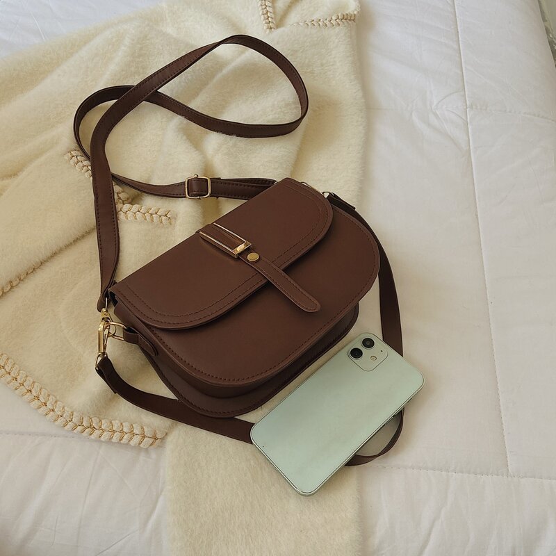 

Minimalist Shoulder Bag, Coffee brown