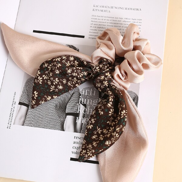 

Leaf Print Hair Tie, Champagne