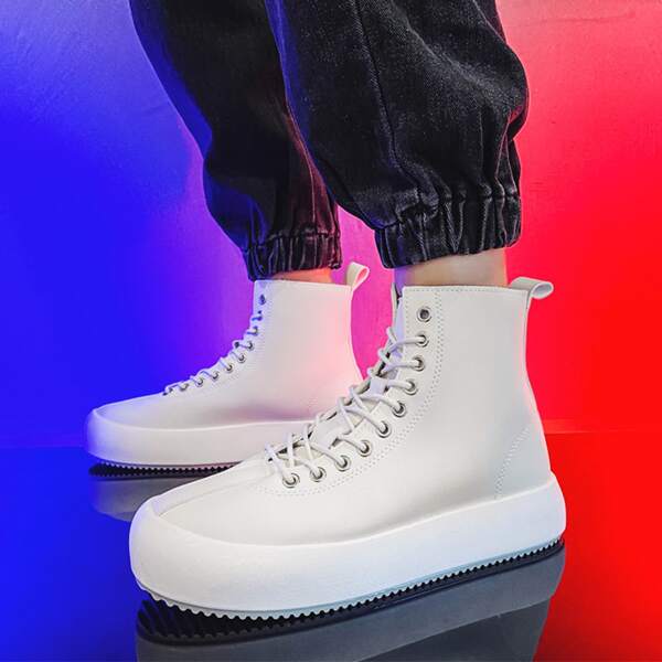 

Men Minimalist Lace-up Front Sneakers, White