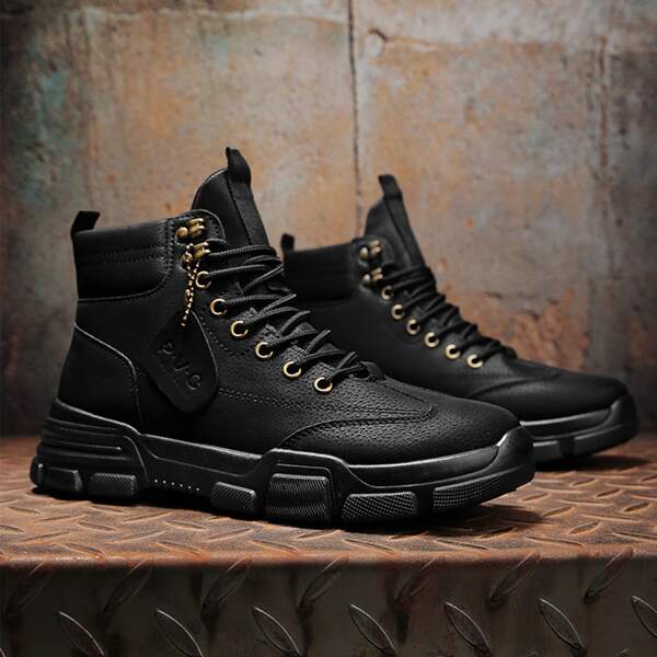 

Men Letter Tab Decor Boots, Black