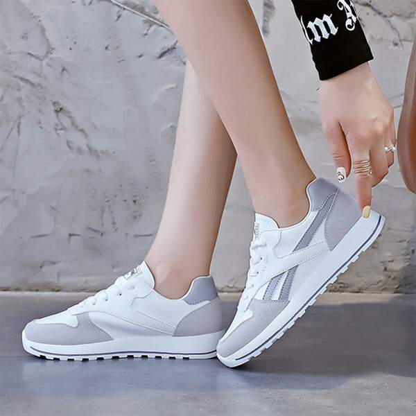 

Colorblock Lace-up Front Chunky Trainers, White