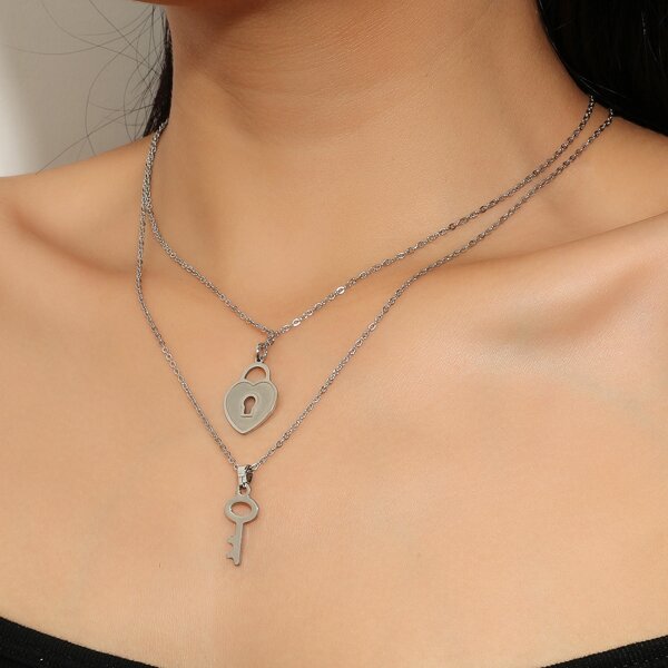 

2pcs Key & Lock Charm Necklace, Silver