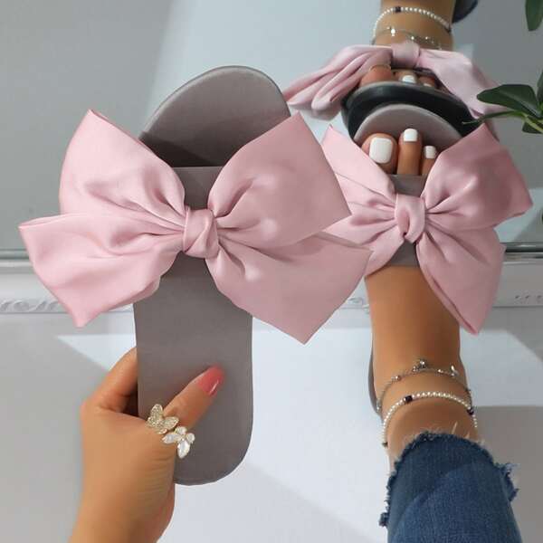 

Bow Decor Home Slippers, Pink