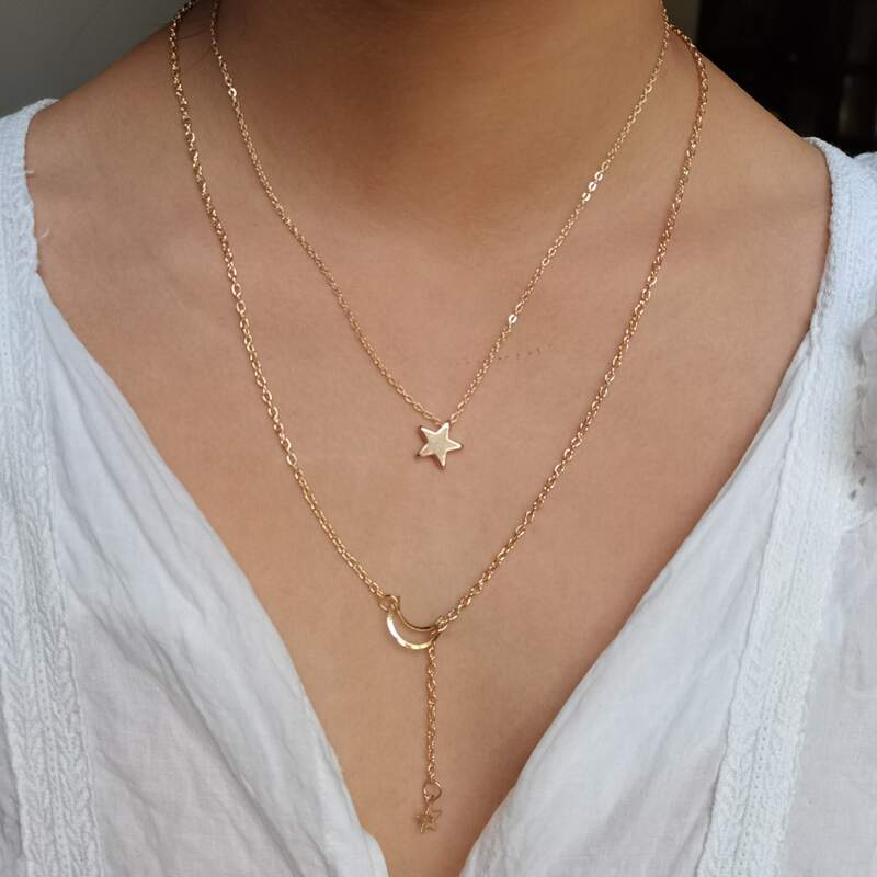 

2pcs Star & Moon Pendant Necklace, Gold