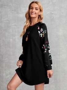 EMERY ROSE Vestido con estampado floral de manga raglán - Negro - Ver 4