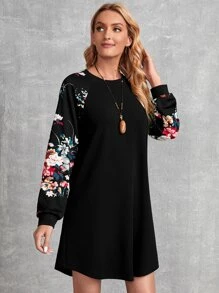 EMERY ROSE Vestido con estampado floral de manga raglán - Negro - Ver 5