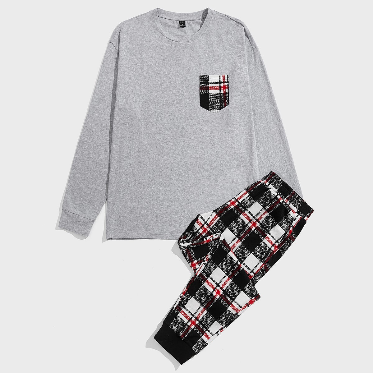 Футболка с карманом & брюки в клетку для мужчины