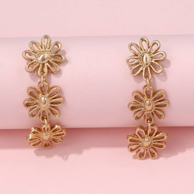

Floral Drop Earrings, Gold