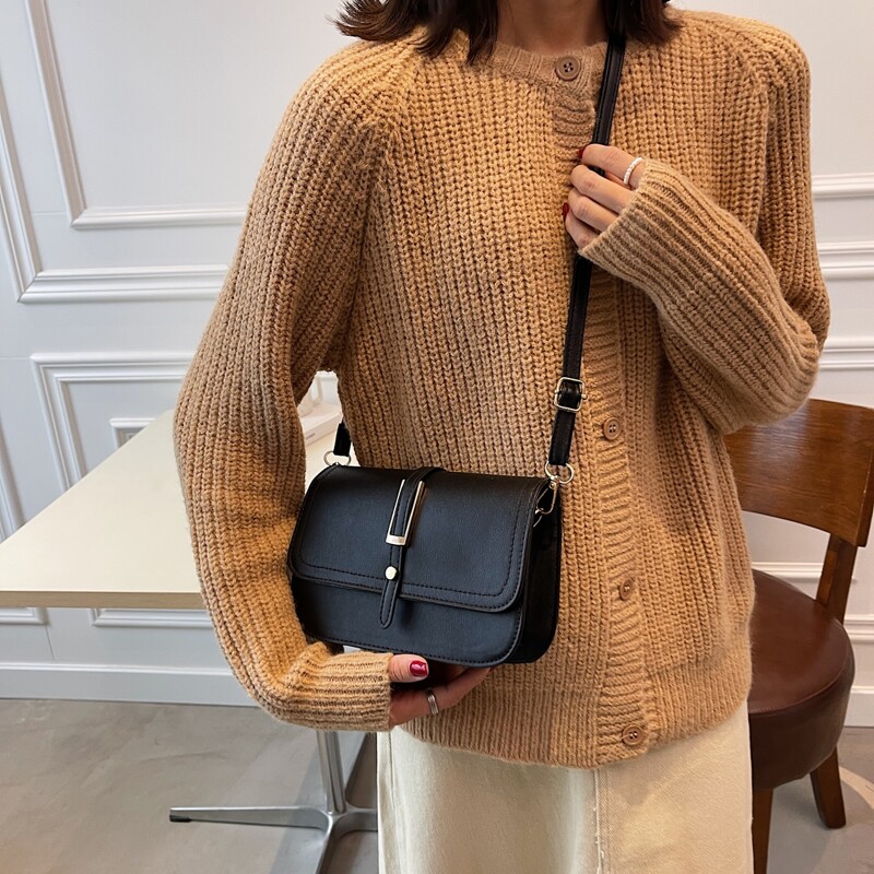 

Minimalist Flap Crossbody Bag, Black