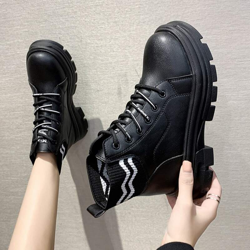 

Striped Pattern Flatform Boots, Black