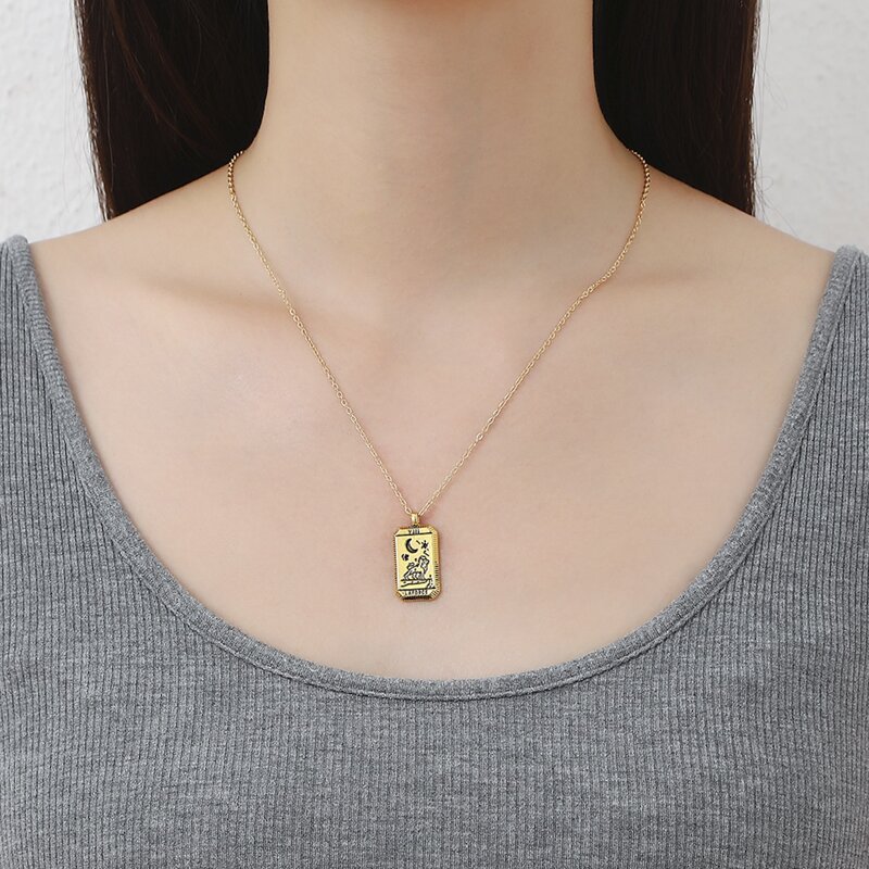 

Geo Pendant Chain Necklace, Gold