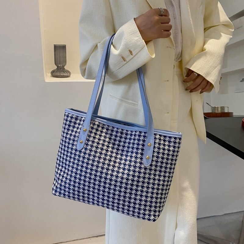 

Houndstooth Graphic Tote Bag, Multicolor