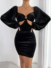 SHEIN Privé Ring Linked Cut Out Lantern Sleeve Velvet Bodycon Dress - Black - View 6