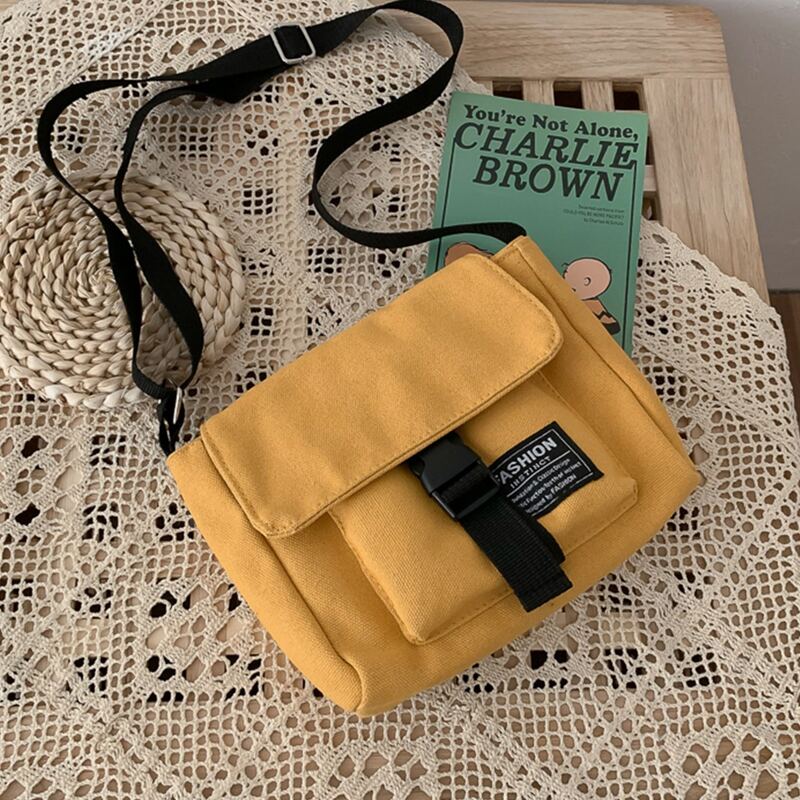

Buckle Decor Crossbody Bag, Yellow